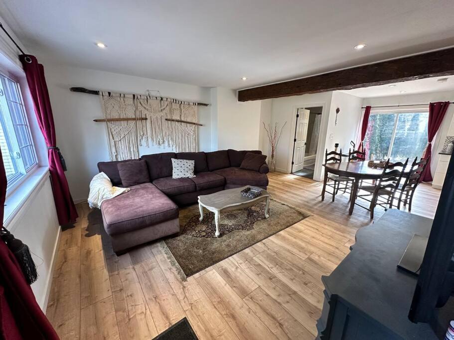 Photo of Livingroom in North Dumfries