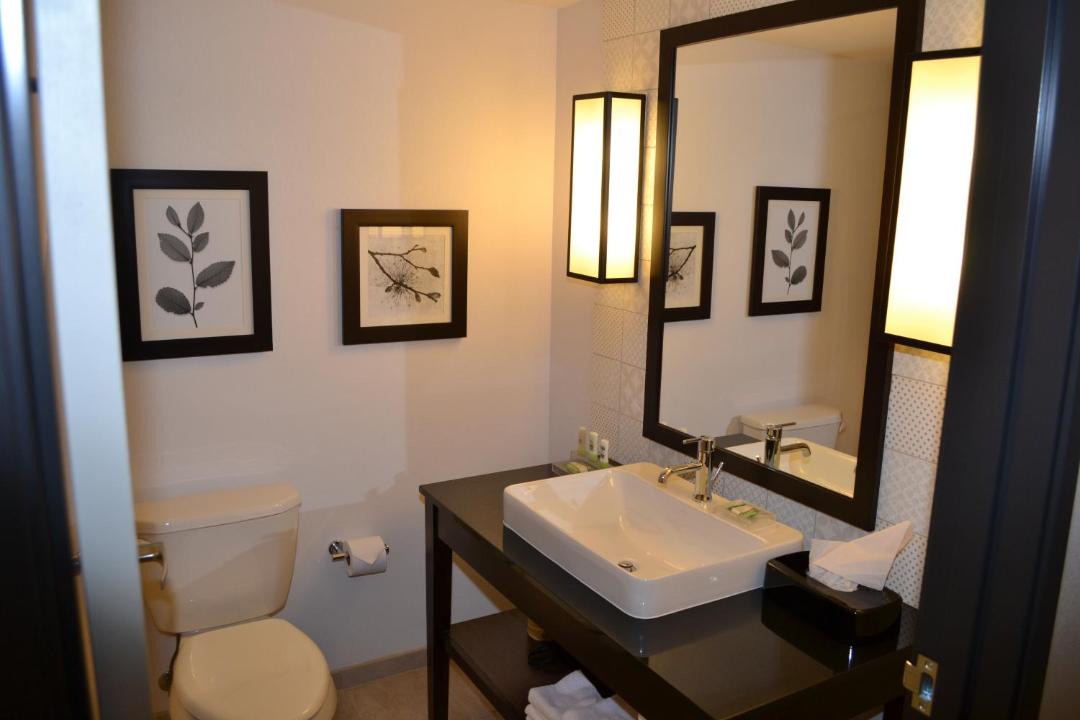 Photo of Bathroom in Roseville