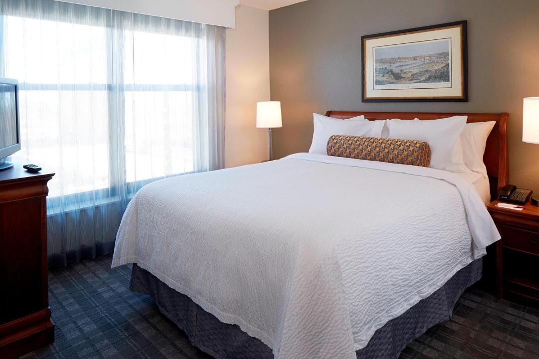Photo of Bedroom in Mill District
