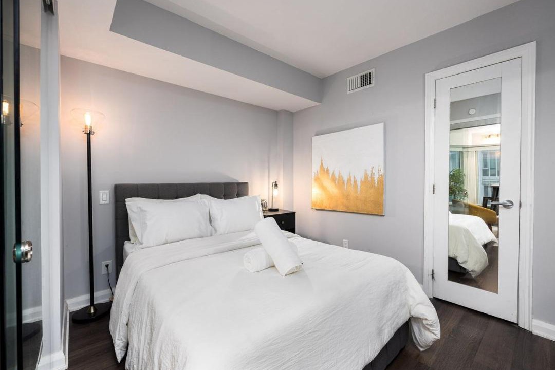 Photo of Bedroom in Bloor-Yorkville