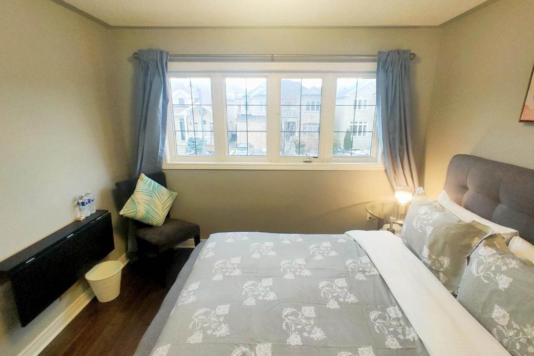 Photo of Bedroom in Newmarket