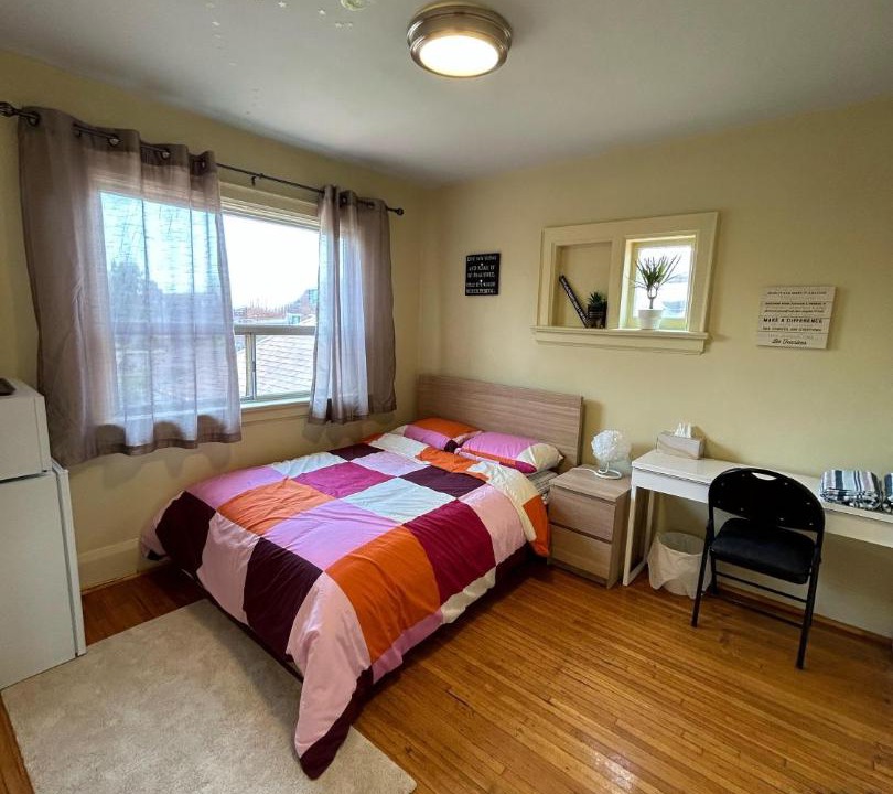 Photo of Bedroom in Oakwood Village