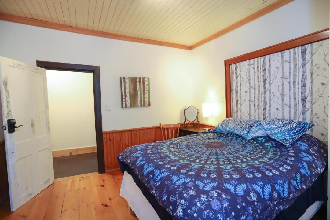 Photo of Bedroom in Haliburton