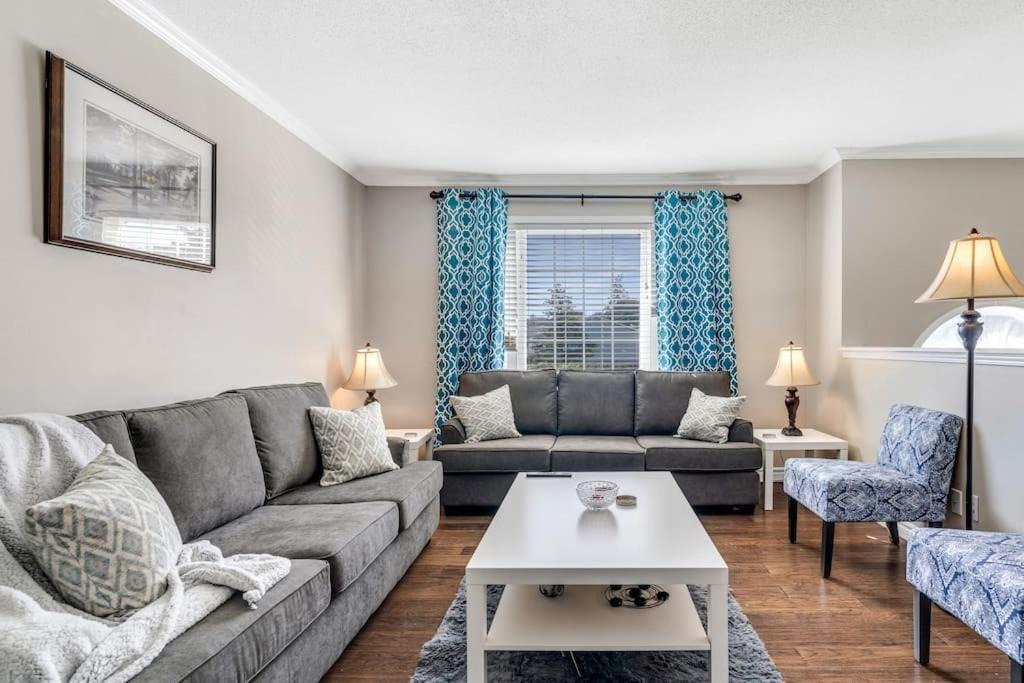 Photo of Livingroom in Trenton