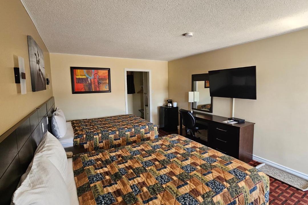 Photo of Bedroom in Napanee