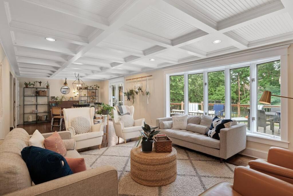 Photo of Livingroom in North Oaks
