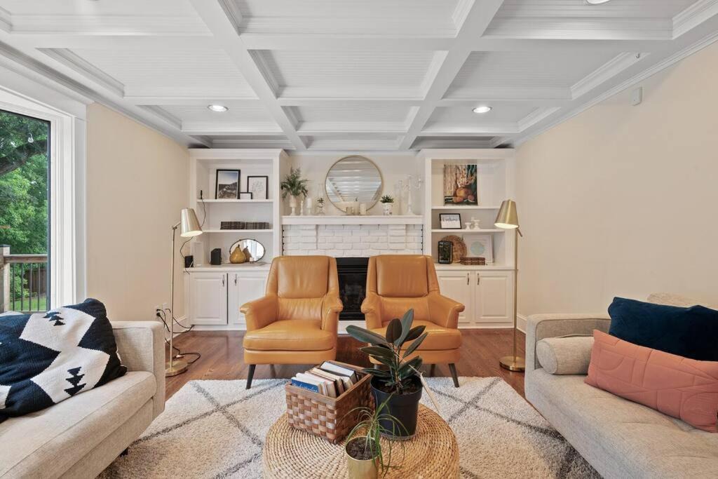 Photo of Livingroom in North Oaks