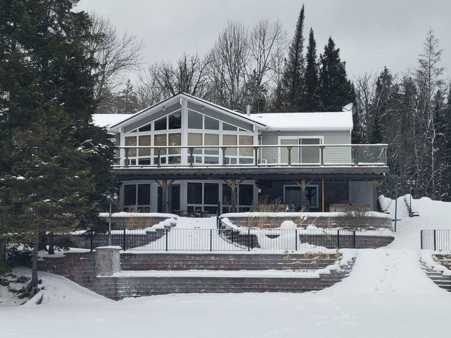 Photo of Others in McKellar