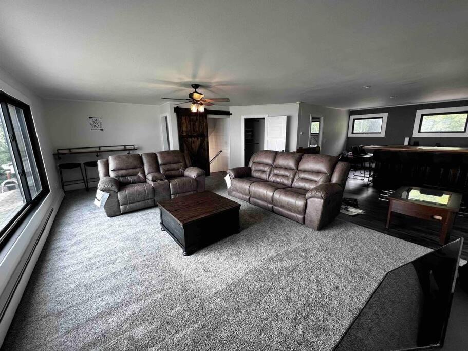 Photo of Livingroom in Brainerd