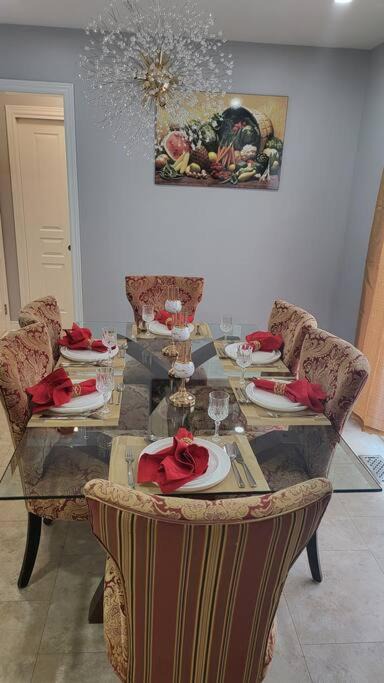 Photo of Livingroom in Welland