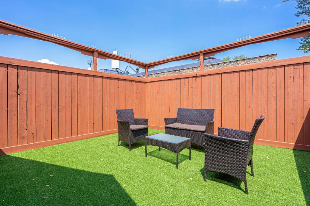 Photo of Patio Balcony in The Beaches