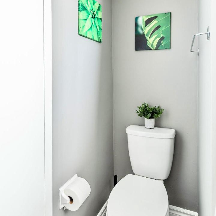 Photo of Bathroom in Rosedale