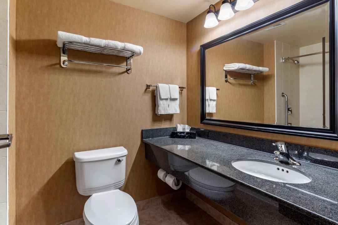 Photo of Bathroom in Sturgeon Falls