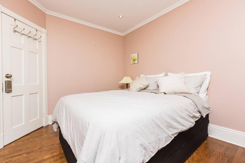Photo of Bedroom in Sunnylea
