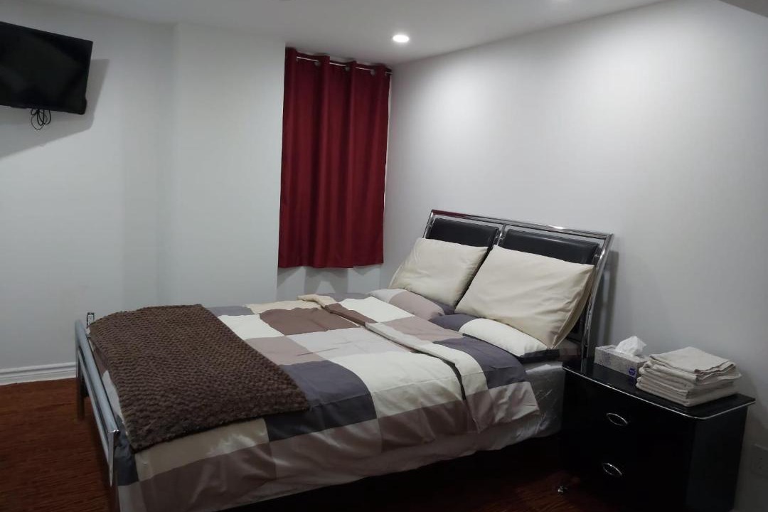Photo of Bedroom in Churchill Meadows