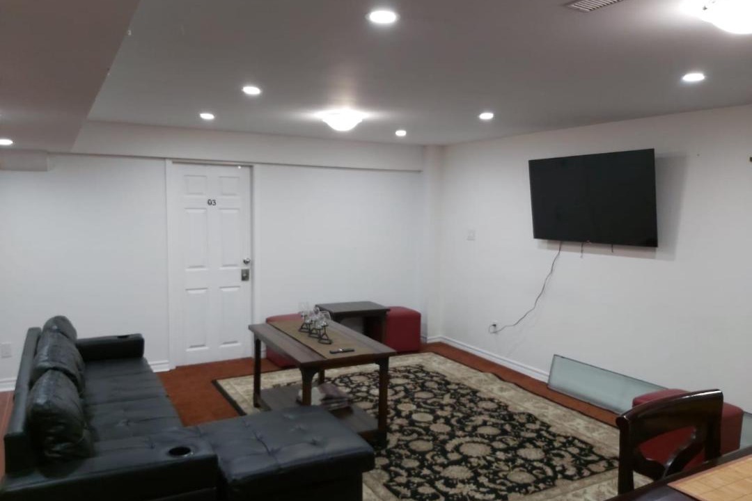 Photo of Livingroom in Churchill Meadows
