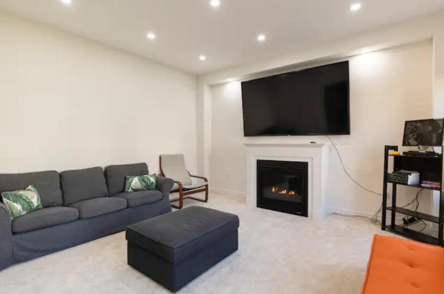 Photo of Livingroom in Whitby