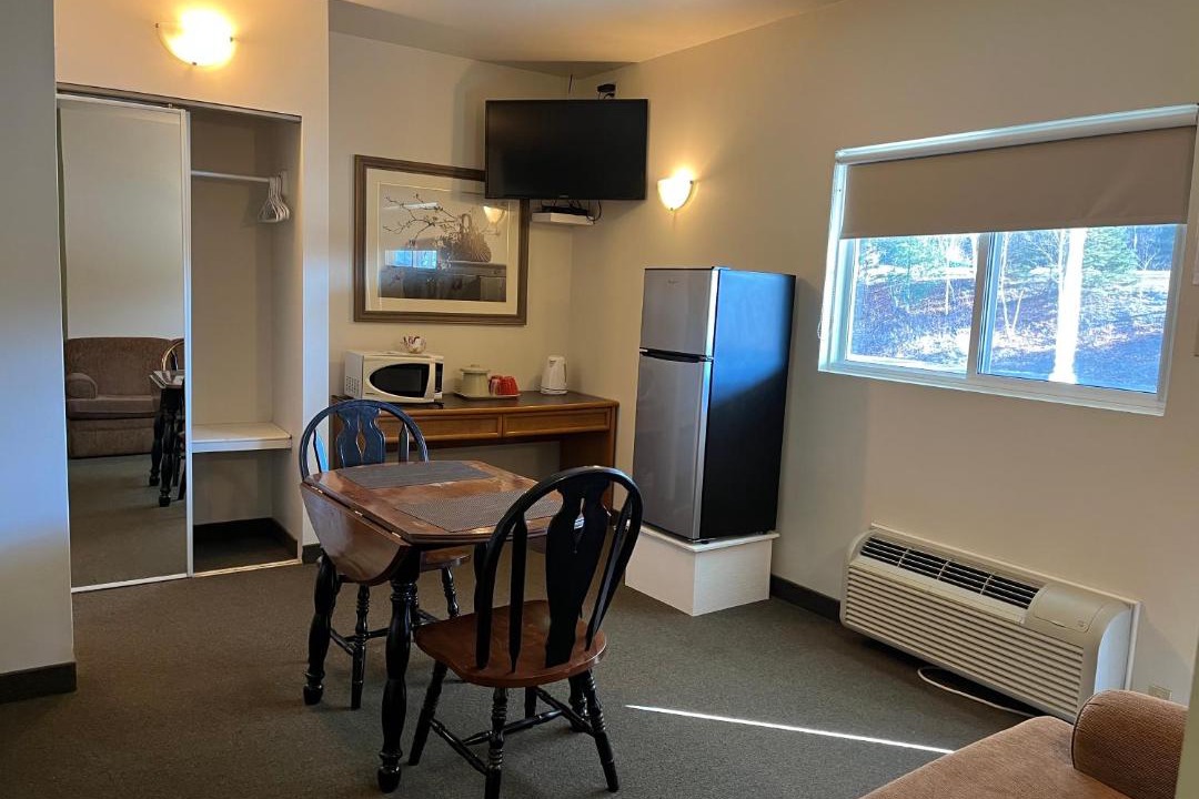 Photo of Livingroom in Calabogie
