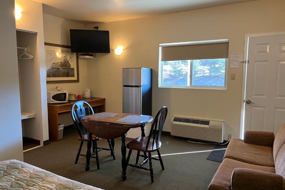 Photo of Livingroom in Calabogie