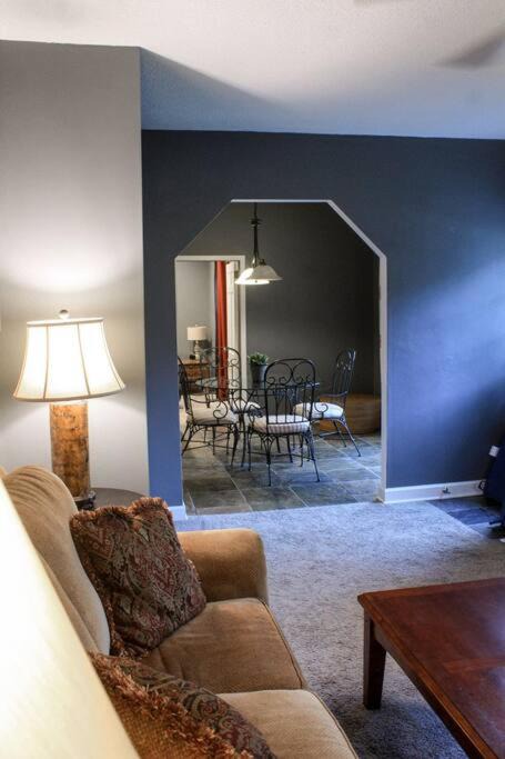 Photo of Livingroom in Owatonna