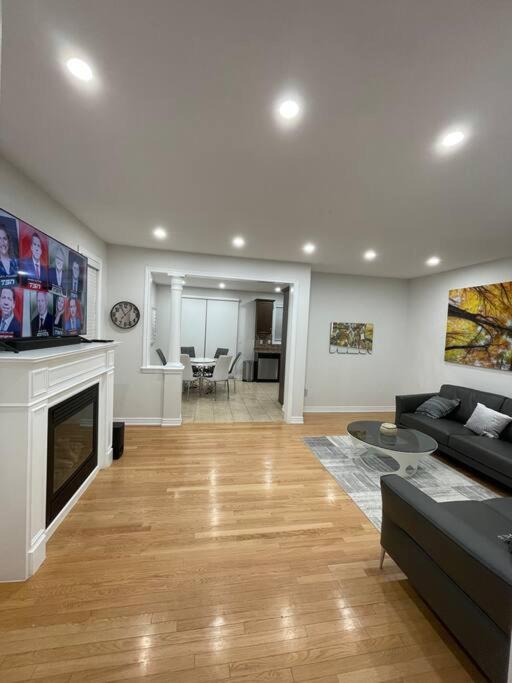 Photo of Livingroom in Brampton