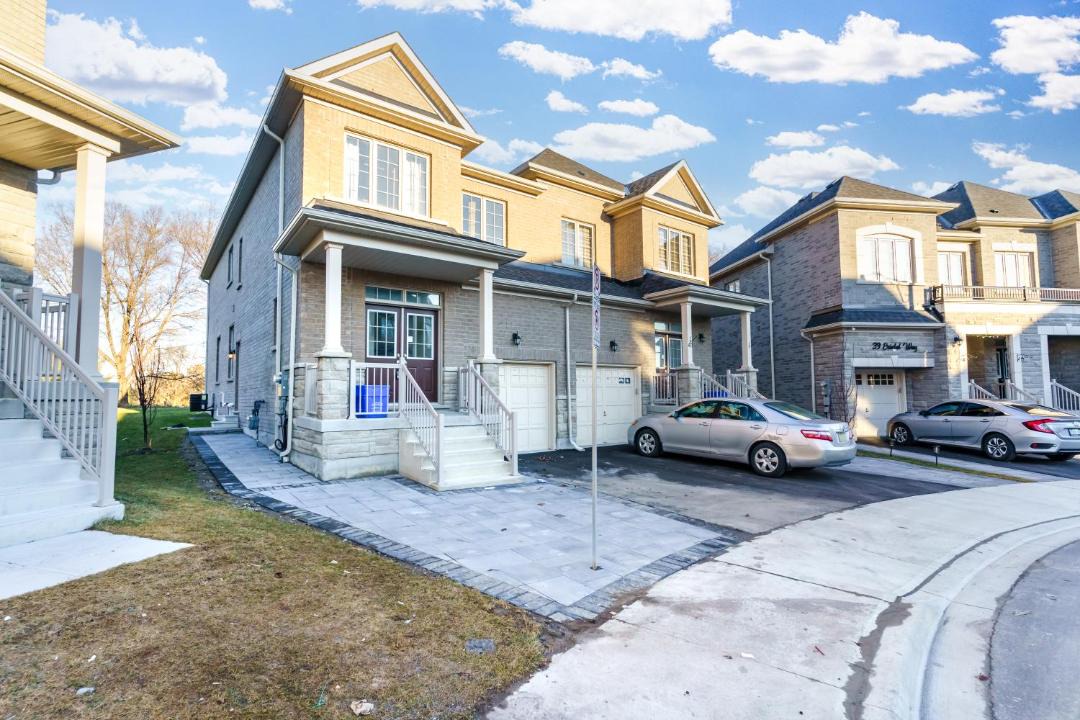Photo of Buildings in Markham