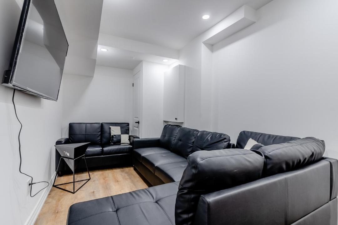 Photo of Livingroom in Markham