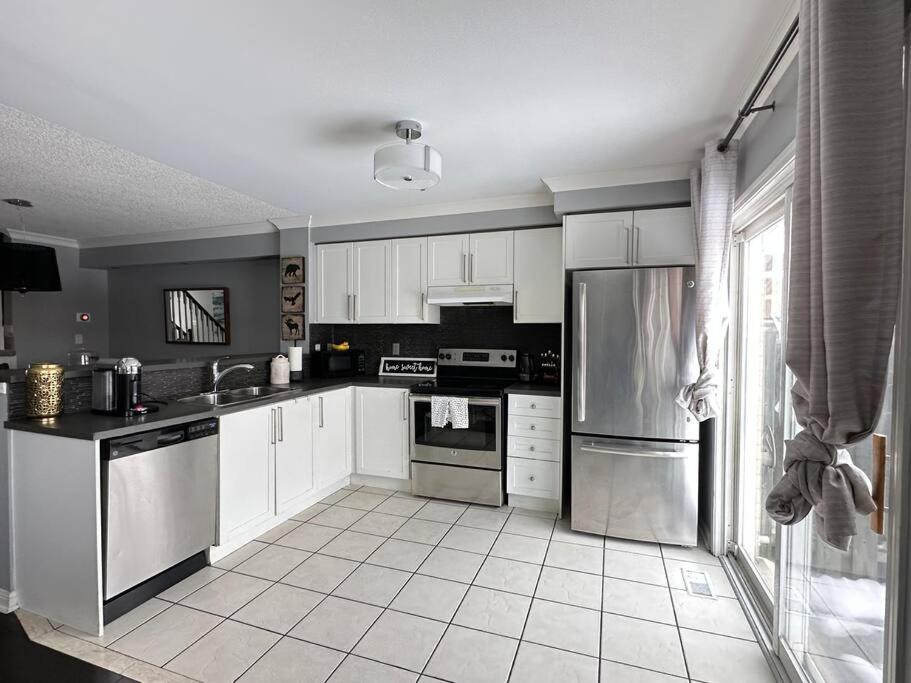 Photo of Kitchen in West Oak Trails