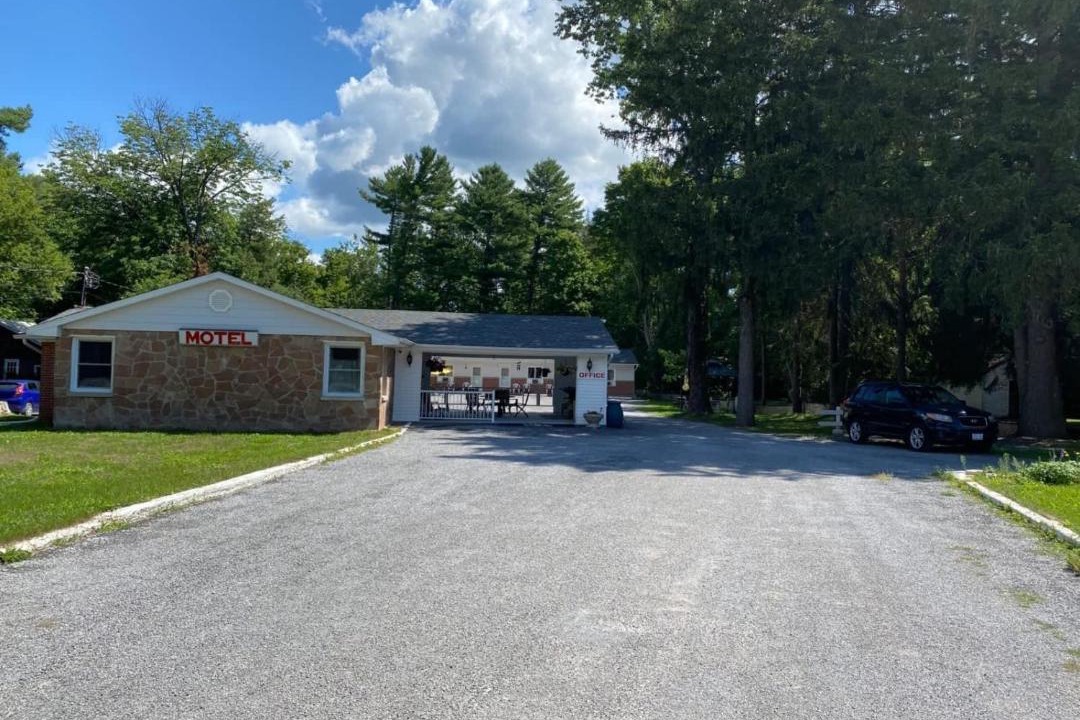 Photo of Buildings in Bobcaygeon