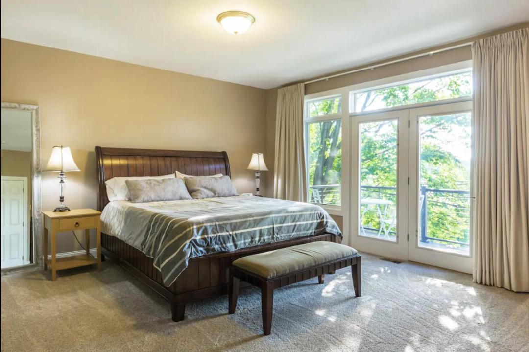 Photo of Bedroom in Excelsior