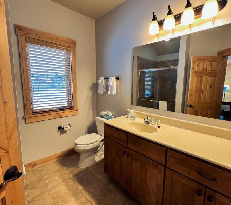 Photo of Bathroom in Deerwood
