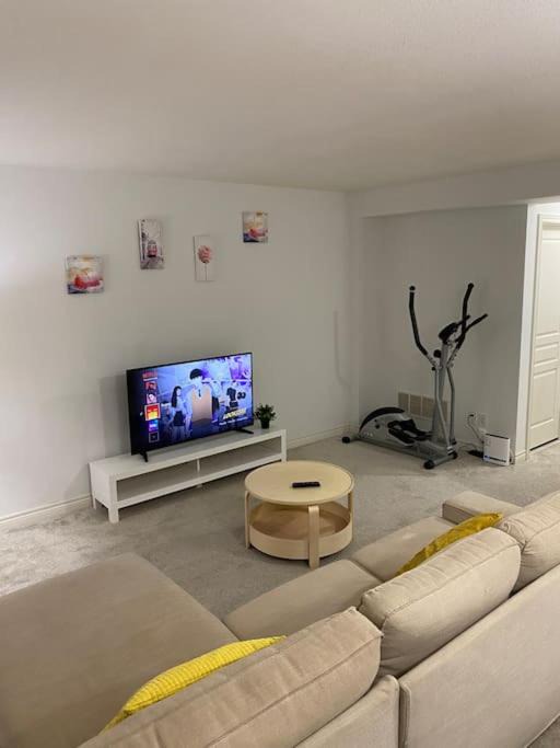 Photo of Livingroom in Thorold