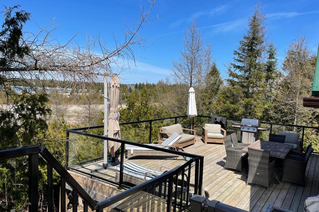 Photo of Patio Balcony in Northern Bruce Peninsula