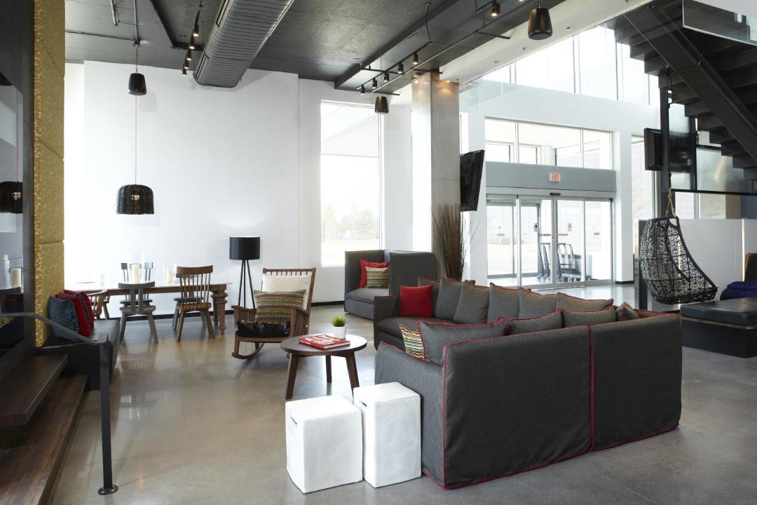 Photo of Livingroom in Northeast Mississauga