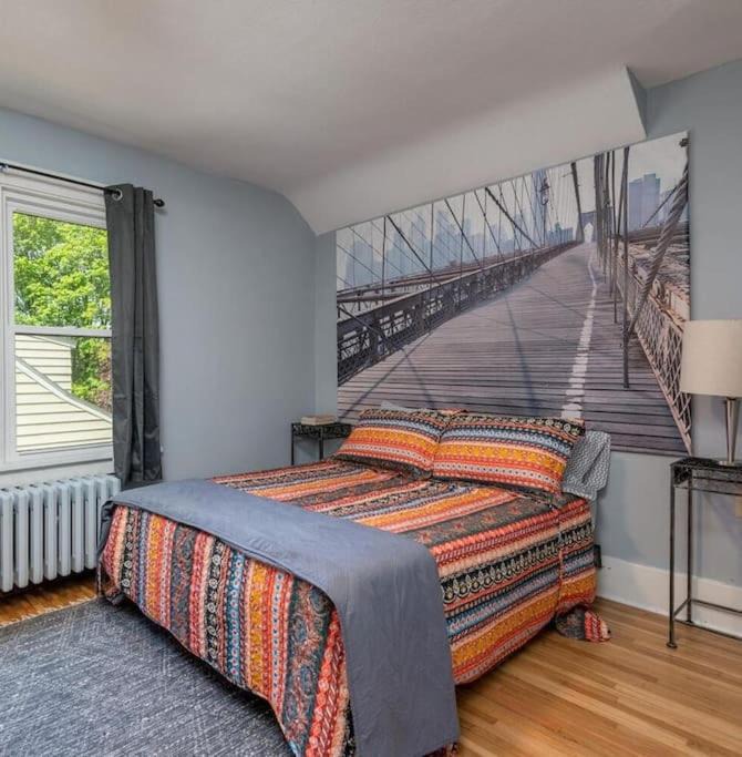 Photo of Bedroom in Glencoe