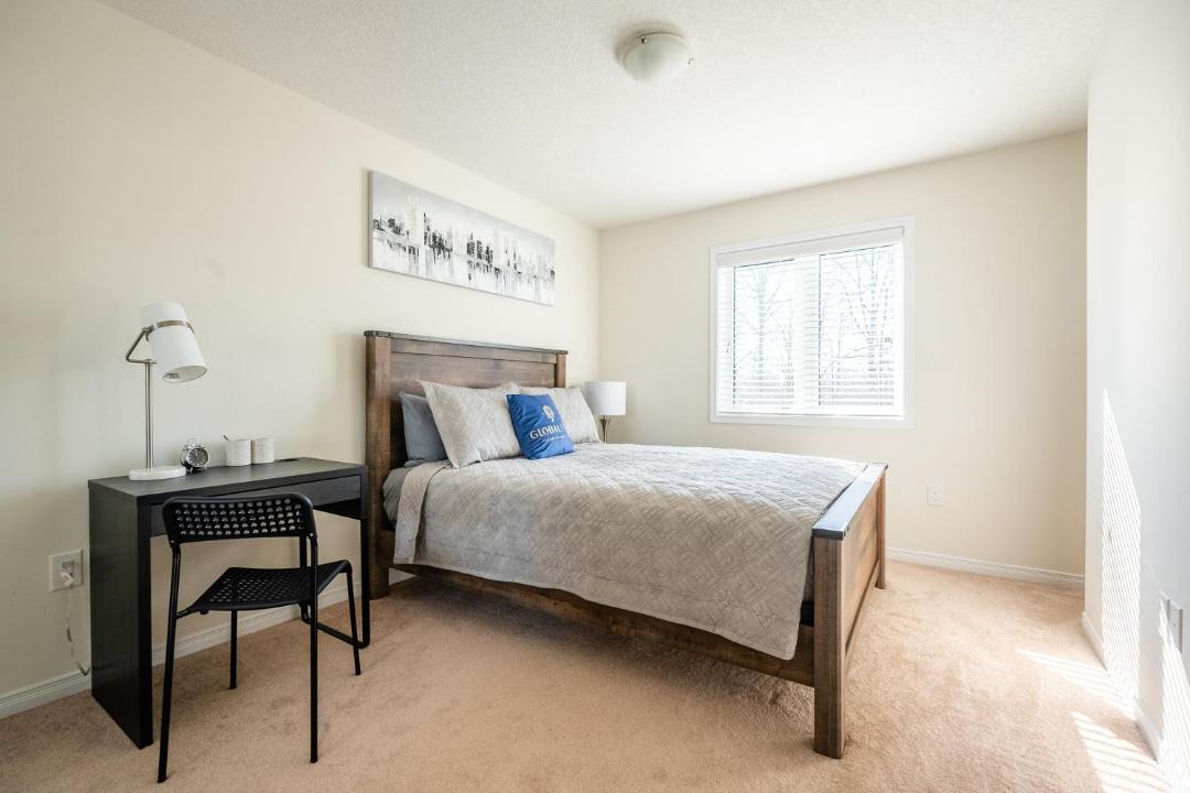 Photo of Bedroom in Thorold