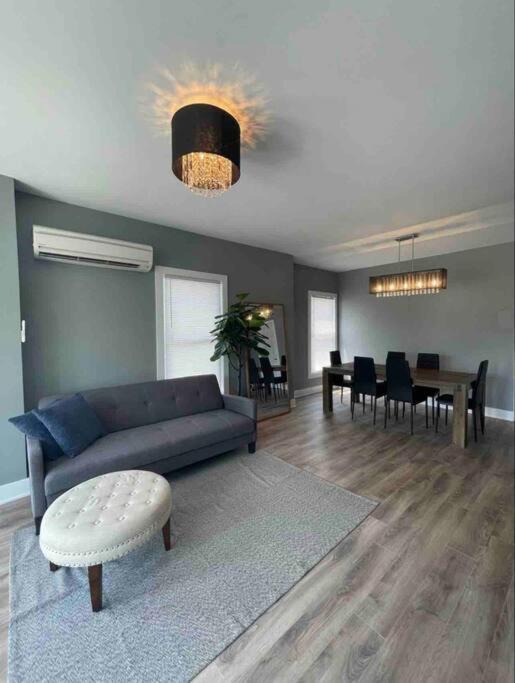 Photo of Livingroom in York - Haig