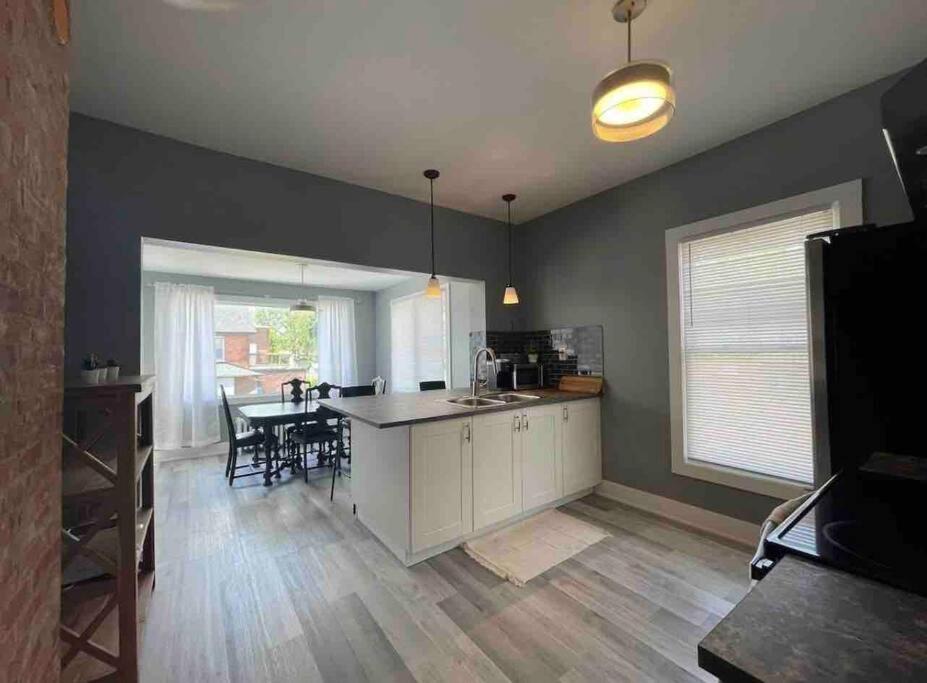 Photo of Livingroom in York - Haig