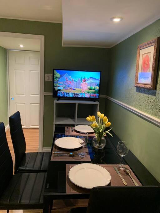 Photo of Livingroom in Hamilton
