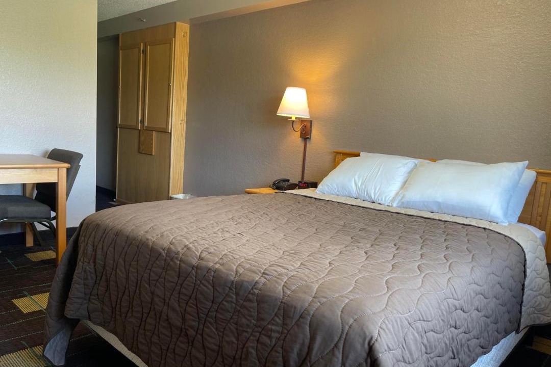 Photo of Bedroom in Walker