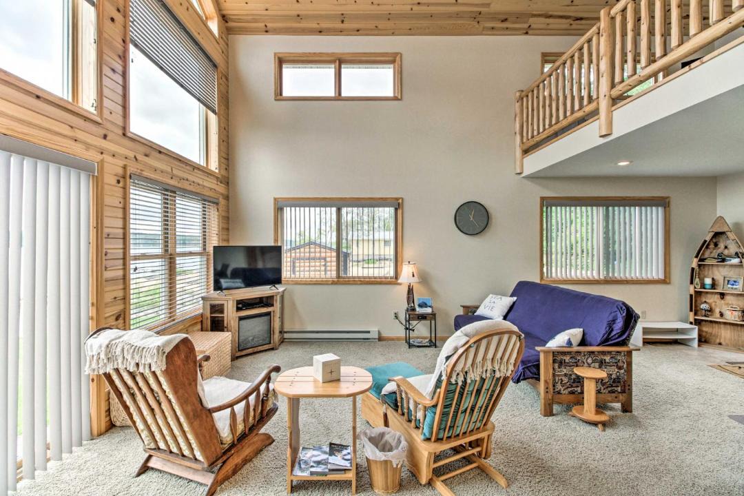 Photo of Livingroom in Motley
