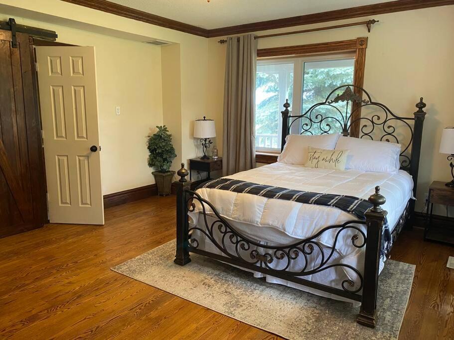 Photo of Bedroom in Minesing