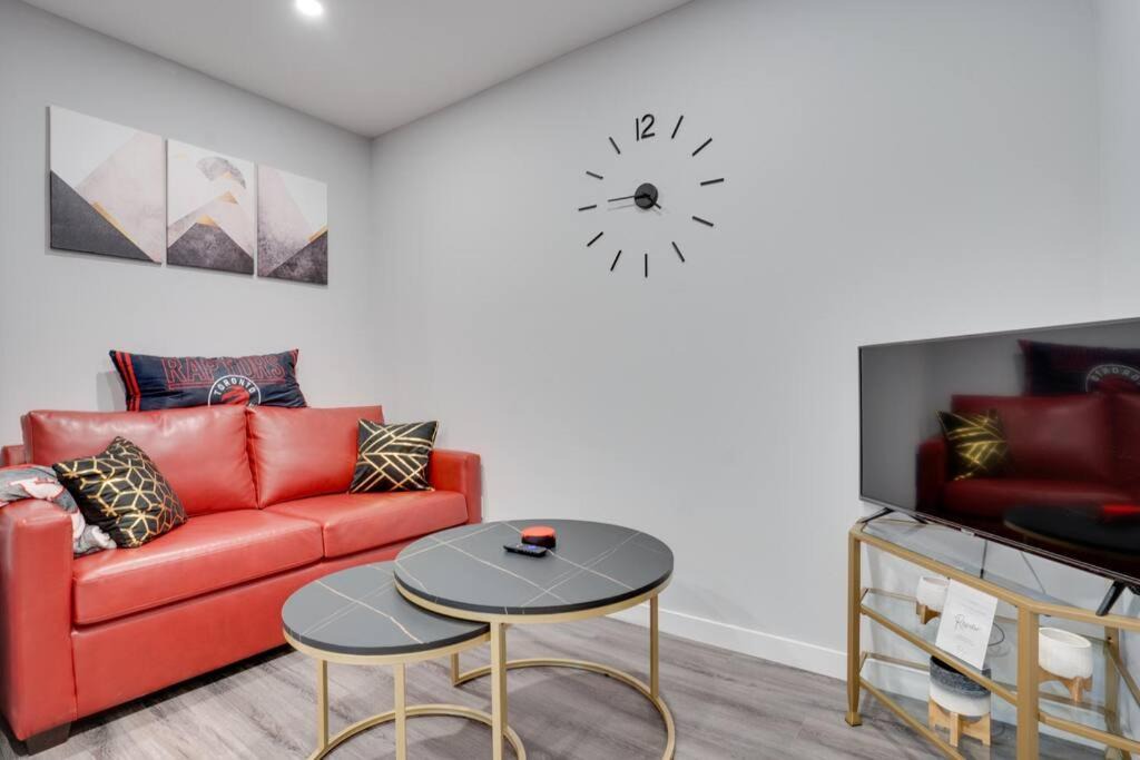 Photo of Livingroom in South Central