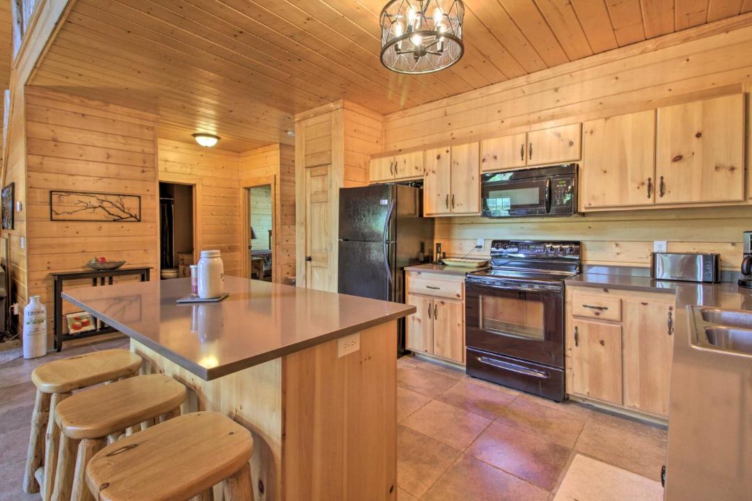 Photo of Kitchen in Garrison
