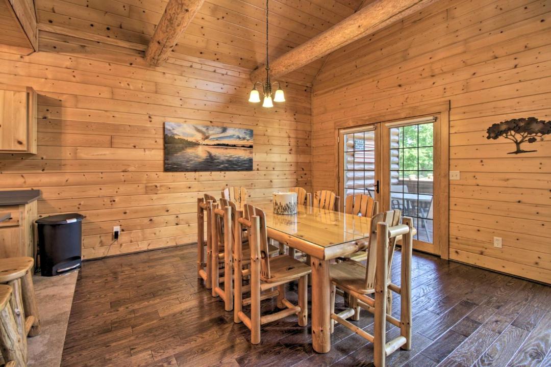Photo of Livingroom in Garrison