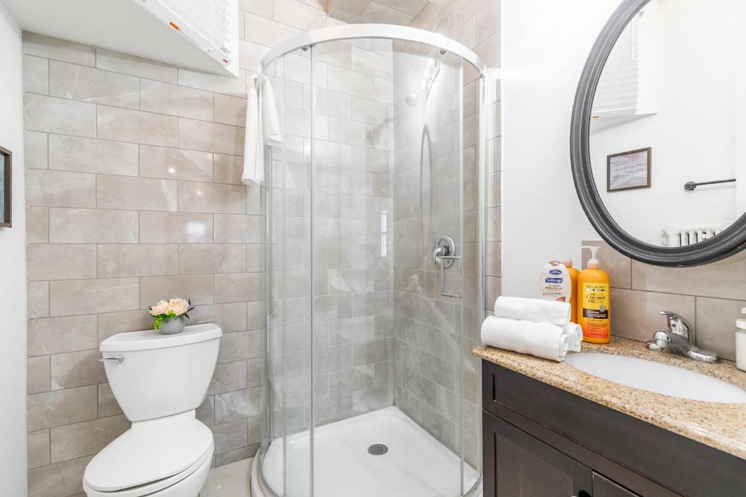 Photo of Bathroom in Central Hamilton