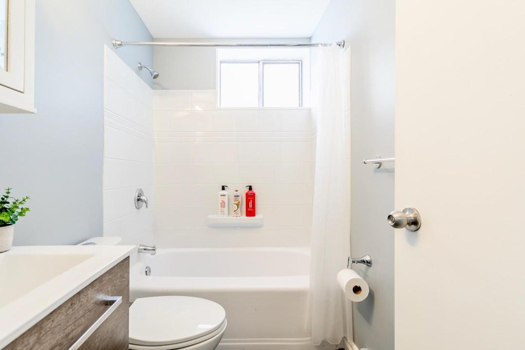 Photo of Bathroom in Rosedale
