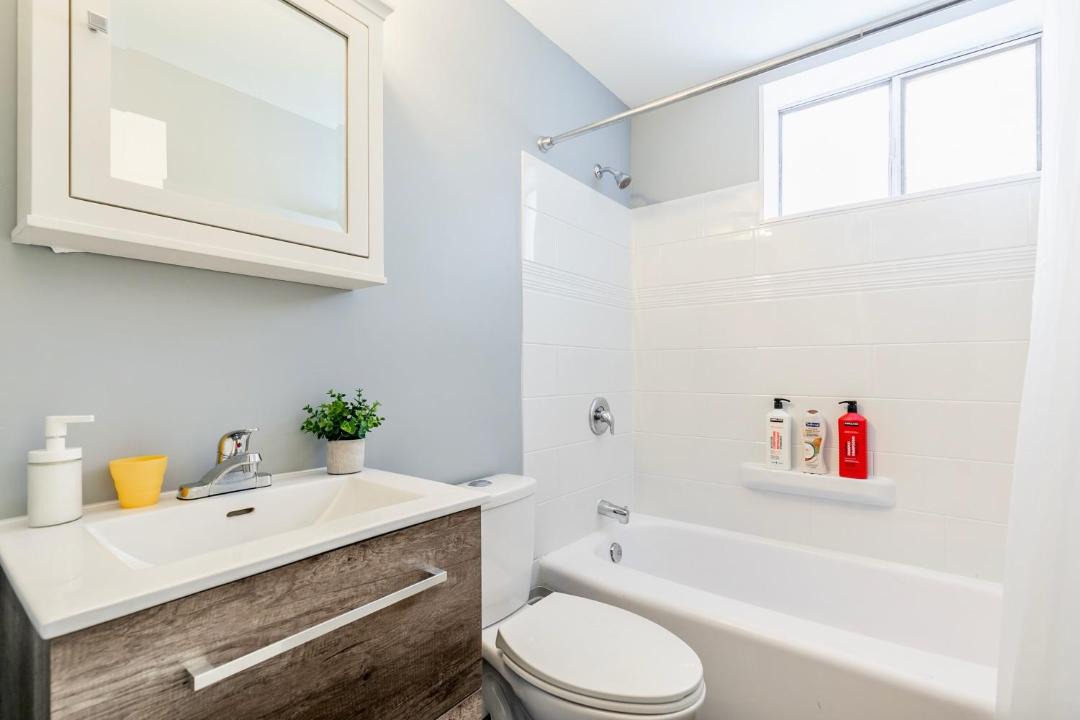 Photo of Bathroom in Rosedale