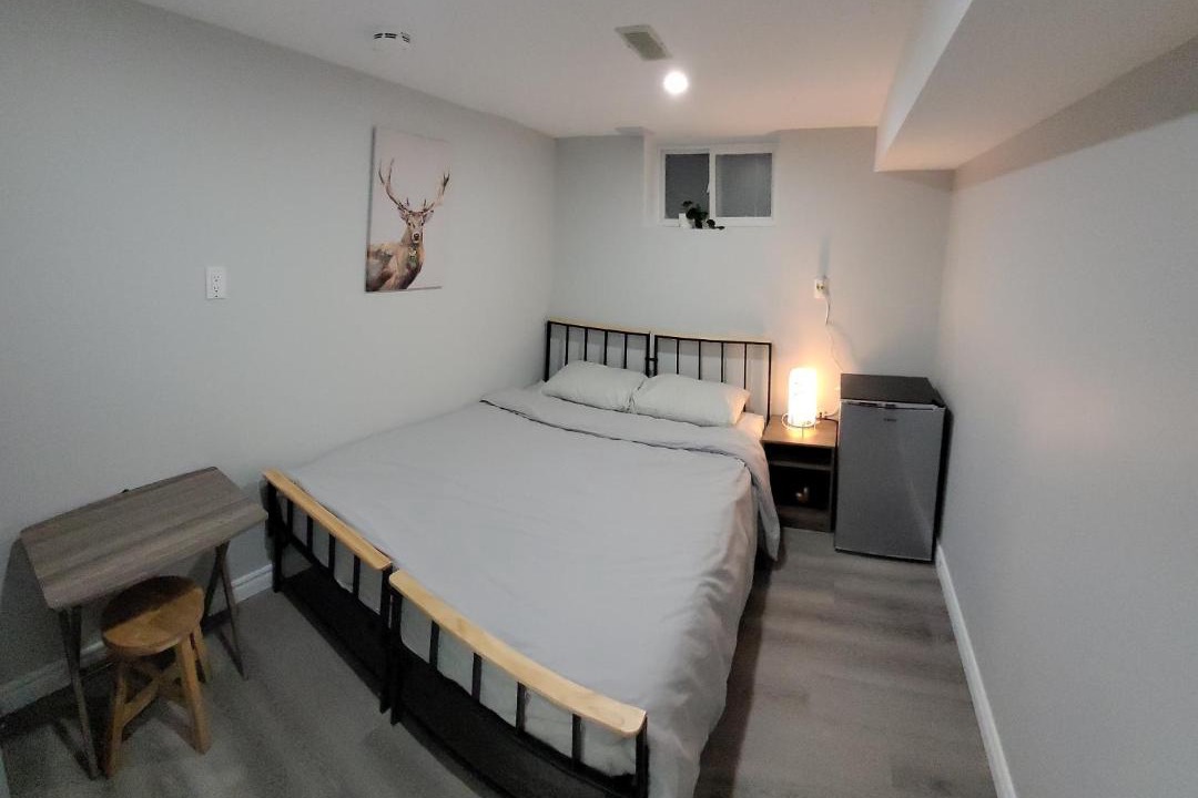 Photo of Bedroom in Bayview Woods - Steeles