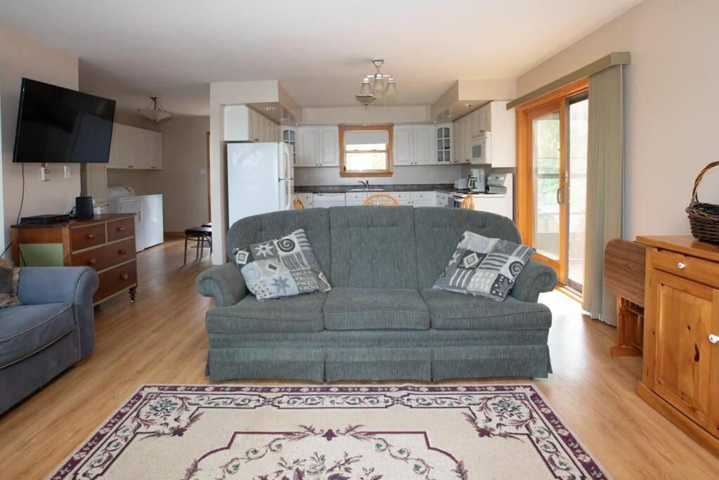 Photo of Livingroom in Nipissing
